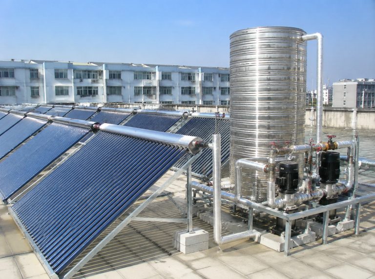 瀍河回族区商用大容量真空管太阳能热水系统